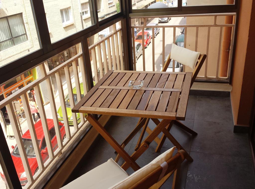 Apartamento Turístico Guara Casa Castro Barbastro Exterior foto